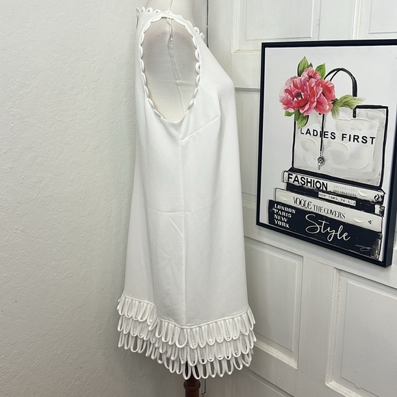 NWT Trina Turk White Seahorse Dress Size 10 - Picture 4 of 10